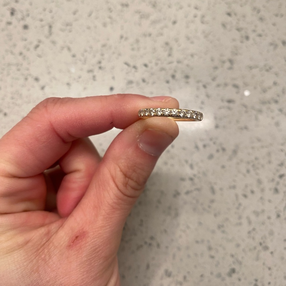 Pave Diamond and 14k Gold Ring—EUC—Purchased at Jared’s—Size 7